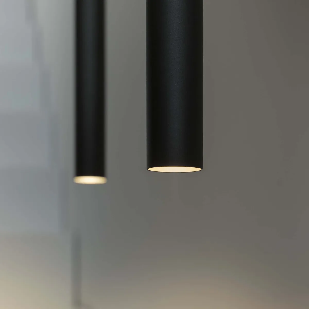 LOOK LED SP1 ROUND D30 H1000 ON-OFF 3000k NERO
